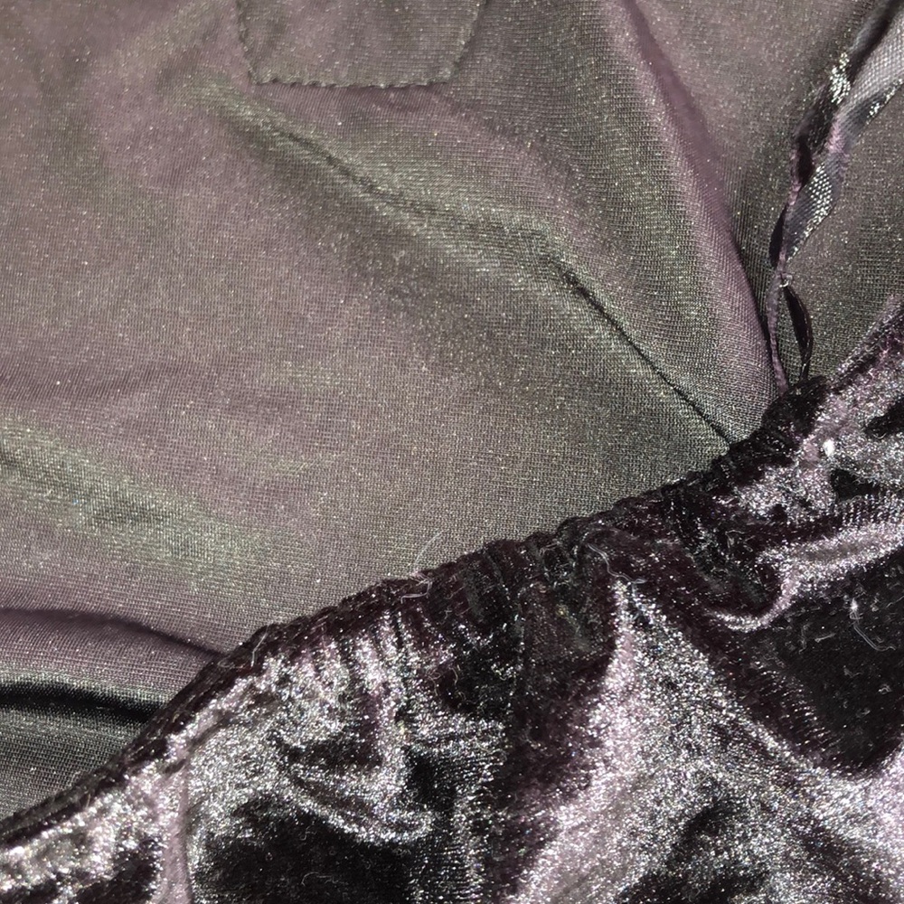crop top - Picture 4 of 5